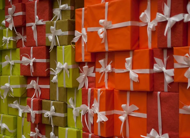 decoration, packages, gifts, ribbons, packaging, gifts, packaging, packaging, packaging, packaging, packaging. Checking supplier support for order branding and packaging