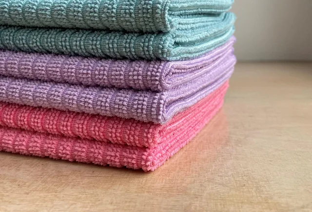 fabric, washcloths, towels, wash rags, facecloths. Recording wash-test results without overstating durability